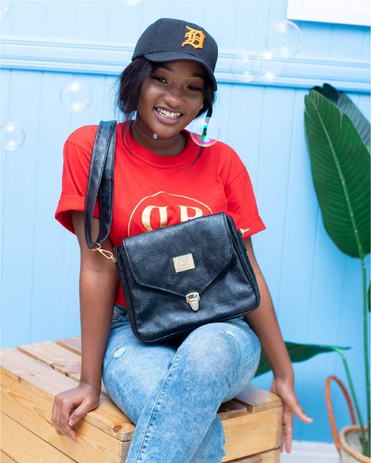 When Life Moves: Bags That Carry Every Moment