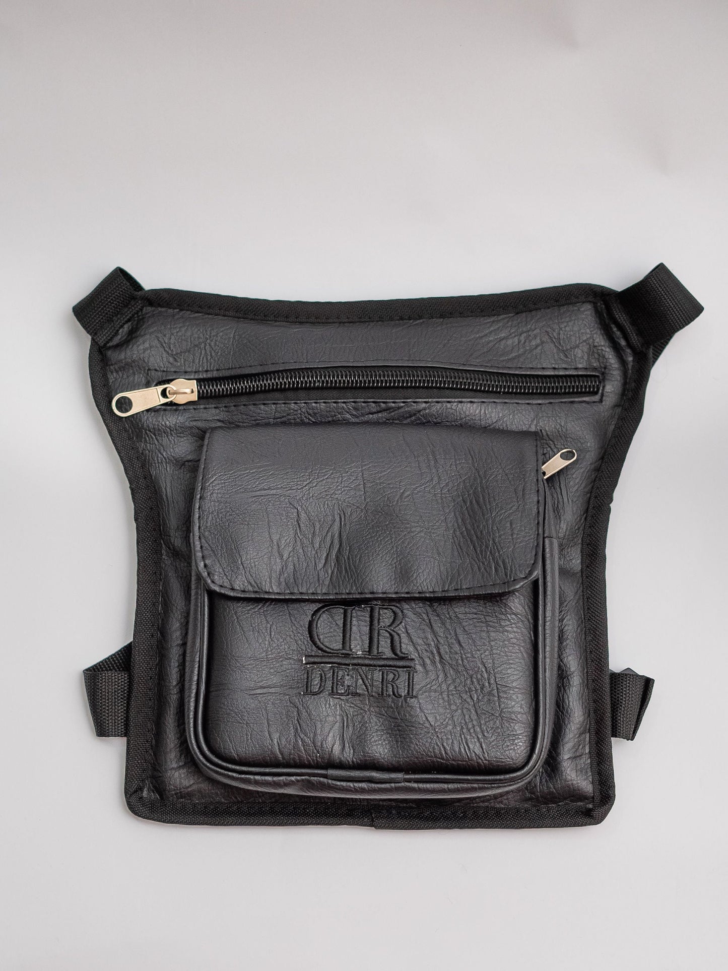 Chase Thigh Bag