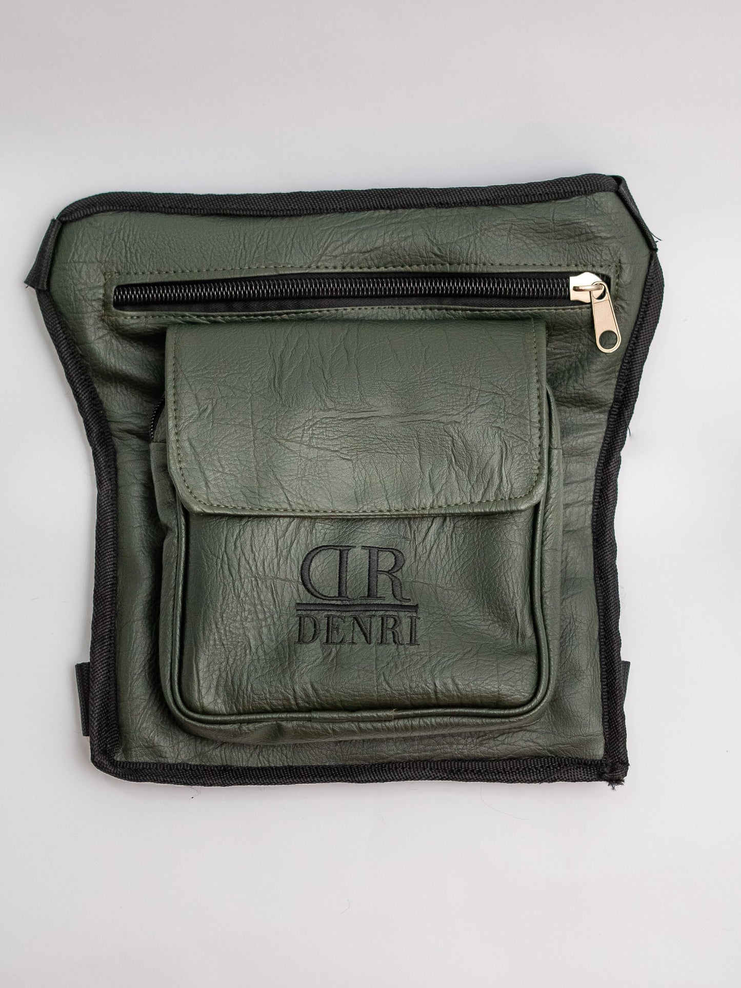 Chase Thigh Bag